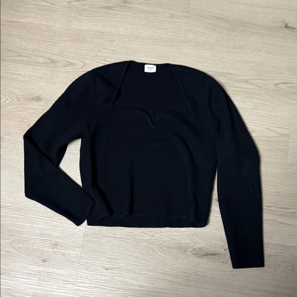 Abercrombie & Fitch Sweetheart Neckline Black Sweater